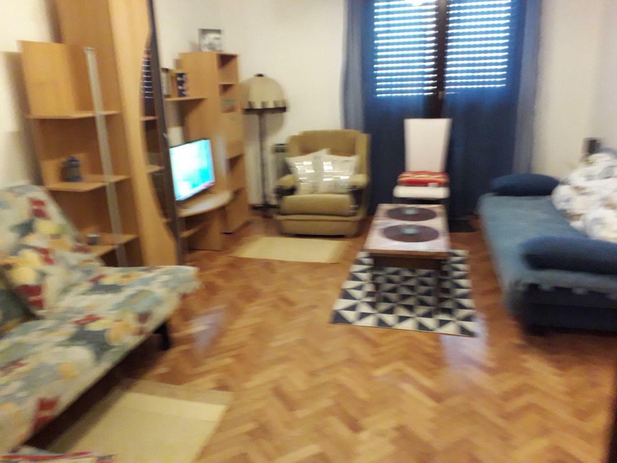 Apartamento Apartman Ana 2 Rijeka Exterior foto